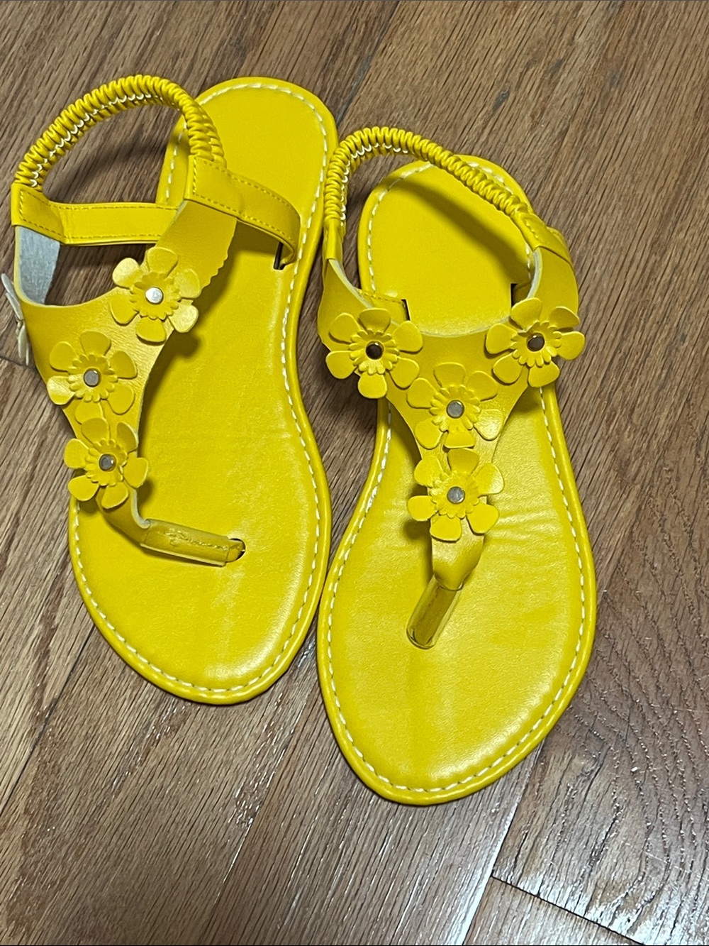 SHEIN Yellow Floral T-Strap Kids Sandals